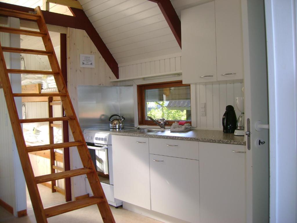 Sandkaas Family Camping & Cottages Аллинге Номер фото